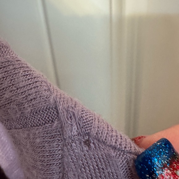 Purple sweater - Picture 3 of 3